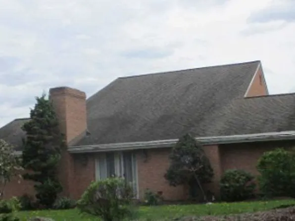1303 Craigview Dr, Pittsburgh, PA 15243