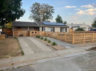 822 Geneva St, Aurora, CO 80010