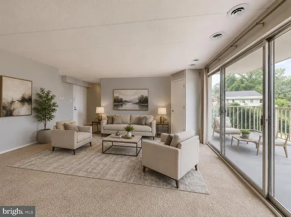 2610 Indian Dr APT 2B, Alexandria, VA 22303