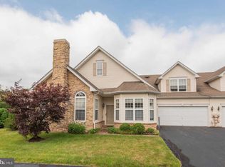 1131 Burgundy Cir, Pennsburg, PA 18073
