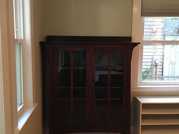 5th image of 535 Franklin St #1