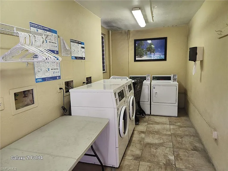 805 River Point Dr #C-307 — Photo 9
