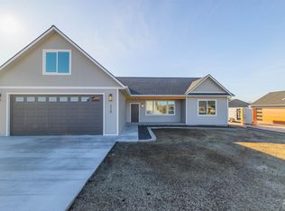 3728 Skyview Dr, Lewiston, ID 83501