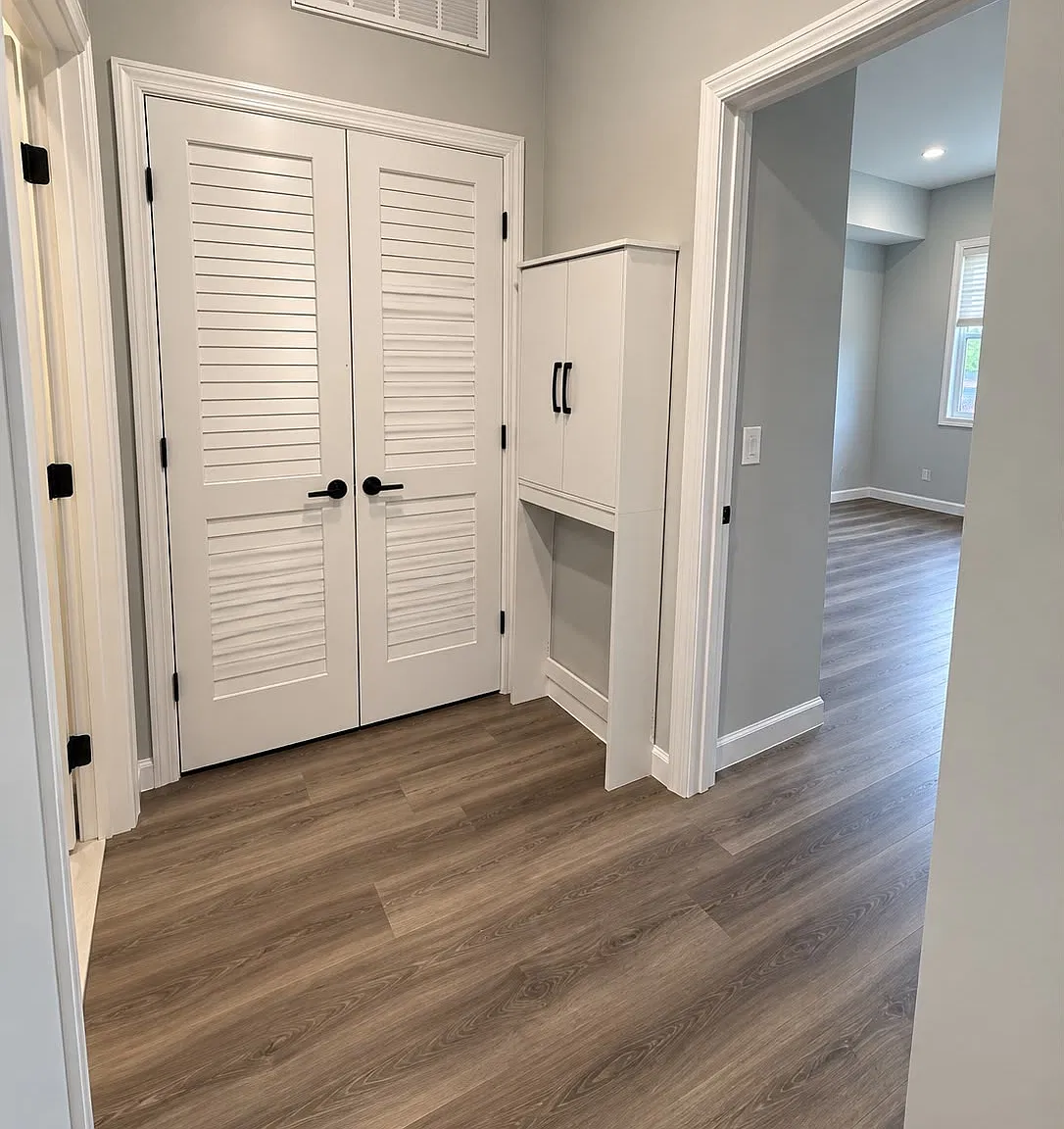 1 bed, $2,045 — Photo 3