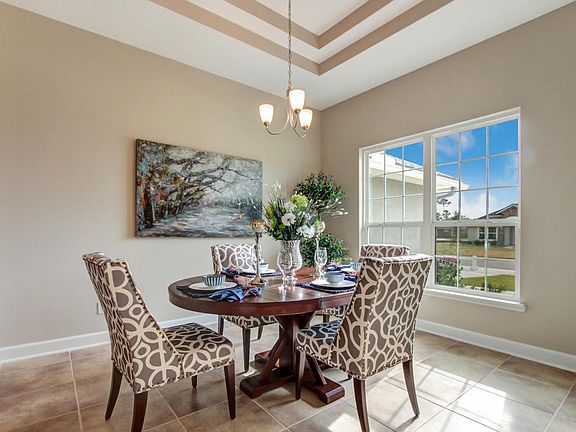 4th image of 161 Flora Lake Cir