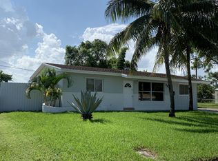 791 Mango Dr, West Palm Beach, FL 33415