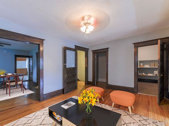 2nd image of 419 W Franklin Ave #2