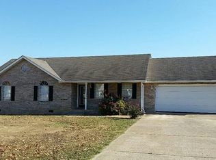 71 Peppercorn Ln, Rossville, GA 30741