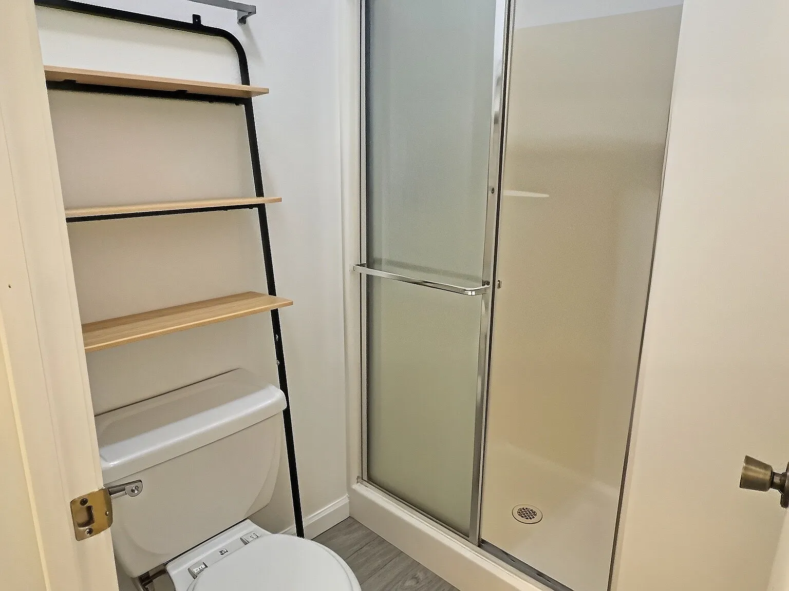 3 bed, 950 sqft, $2,095 — Photo 3