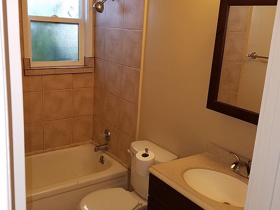 4th image of 1475 W 157th St APT C