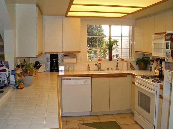 Bright And Airy Kitchen
