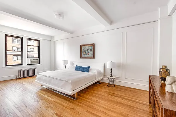 Sold by Compass | media 4