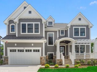 514 Fairway Ct, Glen Ellyn, IL