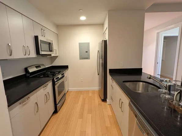 600 Albany St #308, Boston, MA 02118