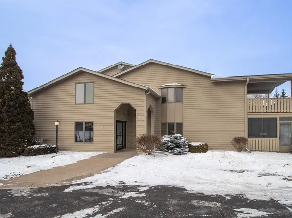 2600 75th St E APT 117, Inver Grove Heights, MN 55076