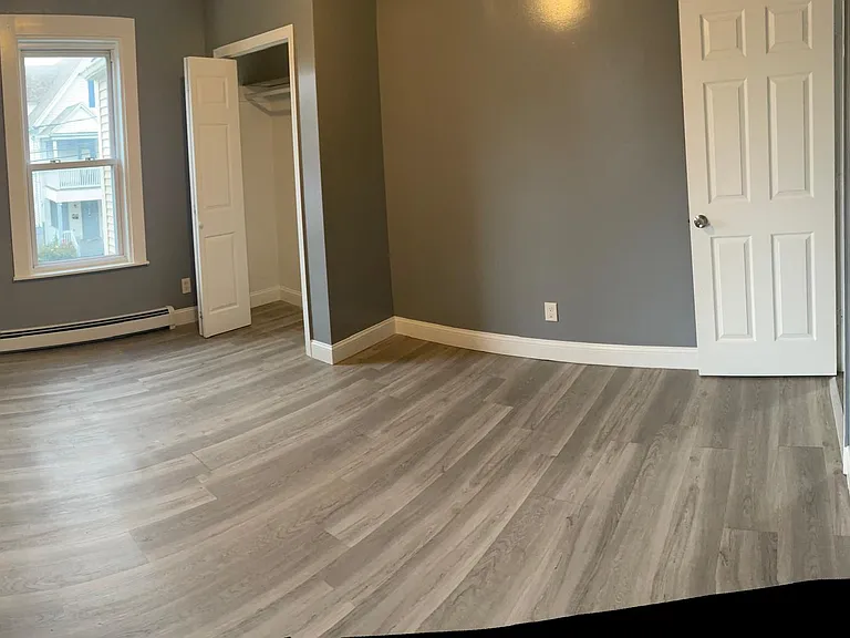 35 Benton St #2 — Photo 5
