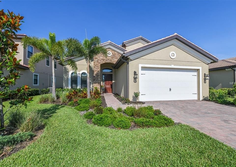 1st image of 1041 Bluffwood Dr
