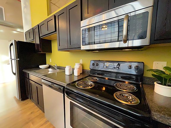 2nd image of 2320 Superior Ave E APT 306