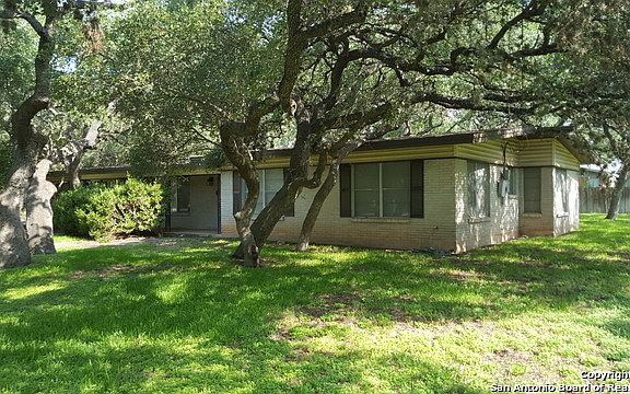 3rd image of 517 Fleetwood Dr
