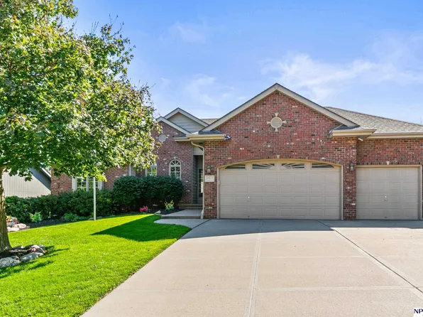 17519 Madison St, Omaha, NE 68135