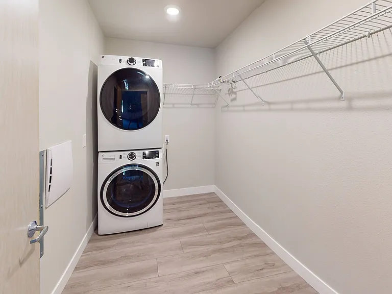 Archway Townhomes | 1 Bedroom | 1 Bath