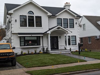 204 Aster Dr, New Hyde Park, NY, 11040