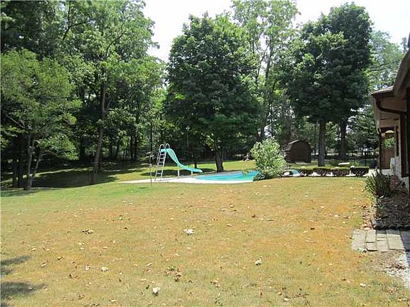 5th image of 402 W Tilden Dr