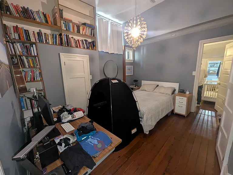 938 Moss St — Photo 13