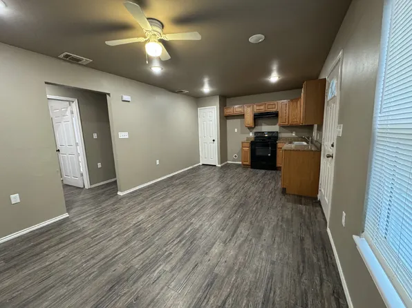 2813 E 2nd St Unit 1, Lubbock, TX 79403