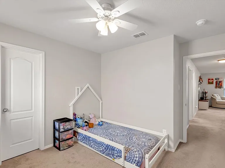 4260 Aldridge Ln — Photo 13