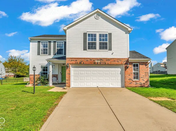1447 Ripplewood Dr, Danville, IN 46122