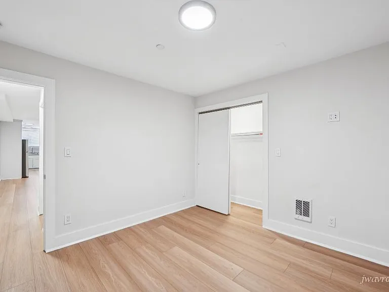 138 Clinton Park #C — Photo 10