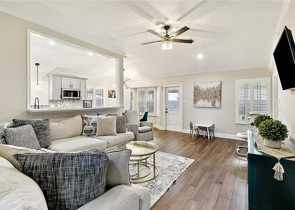 81 Moss Dr, La Place, LA 70068 | Zillow