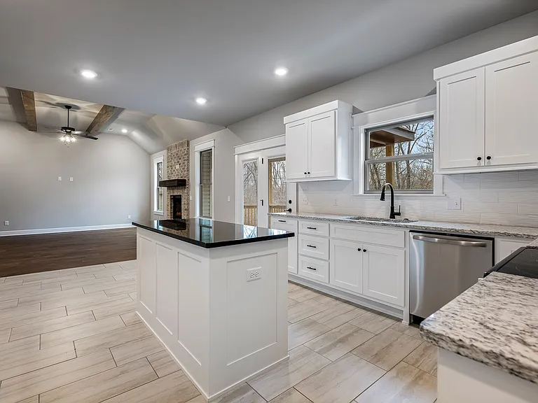 32 Taransay Dr — Photo 11