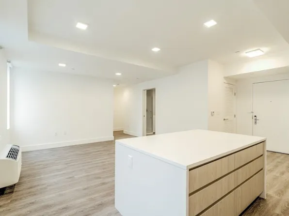 477 Broadway image 4 of 33