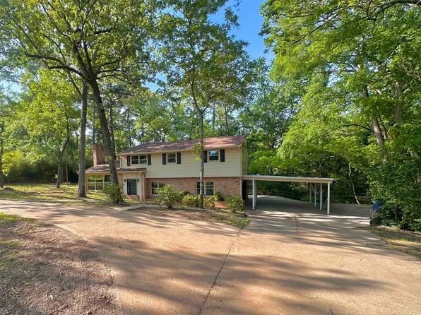 3517 Danville Dr, Kilgore, TX 75662