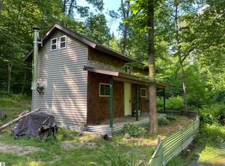 450 Lockwood Ln, Mio, MI 48647