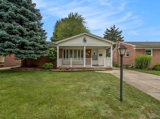 25338 Filmore St, Taylor, MI 48180
