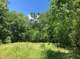 38th St SW, Canton, OH 44706