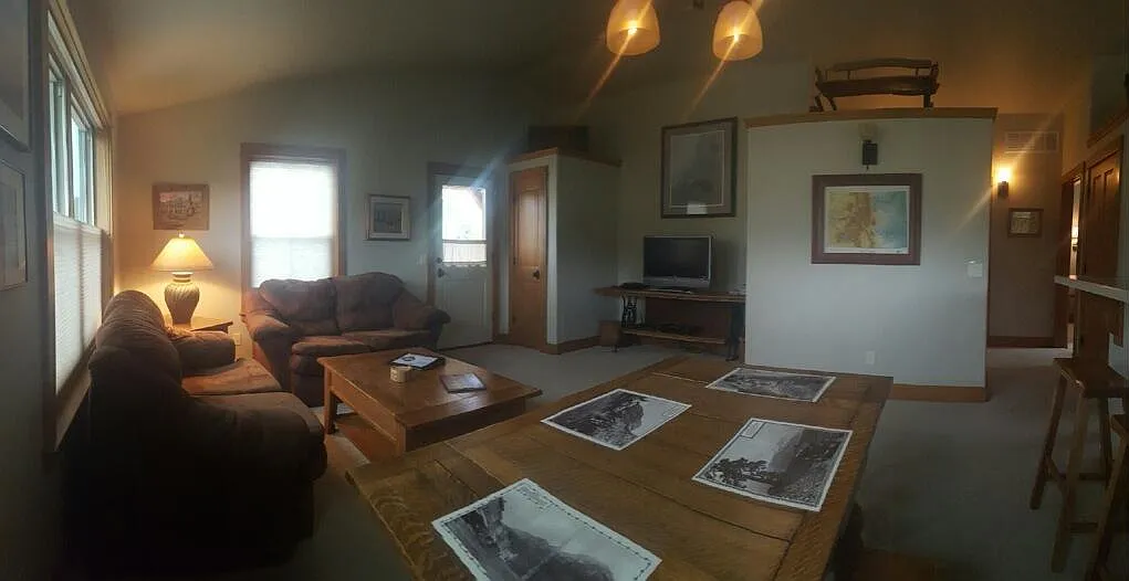 2 bed, 960 sqft, $2,295 — Photo 3