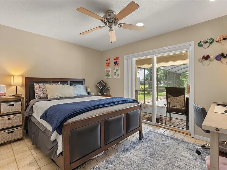 180 Springwood Trl — Photo 12