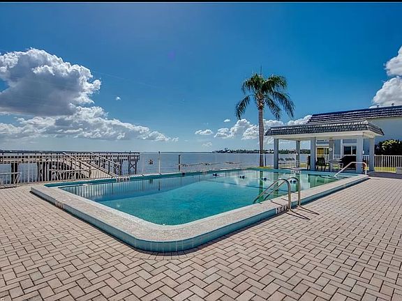 Amazing heated pool