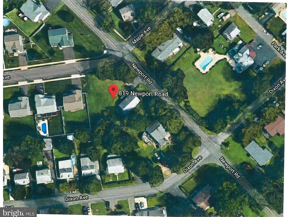 2nd image of 819 Newport Rd
