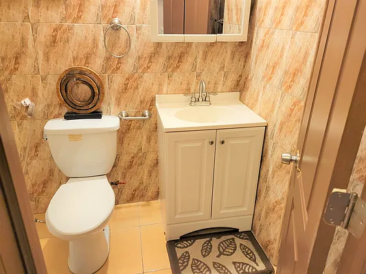 Rented by Virtual Real Estate | media 18