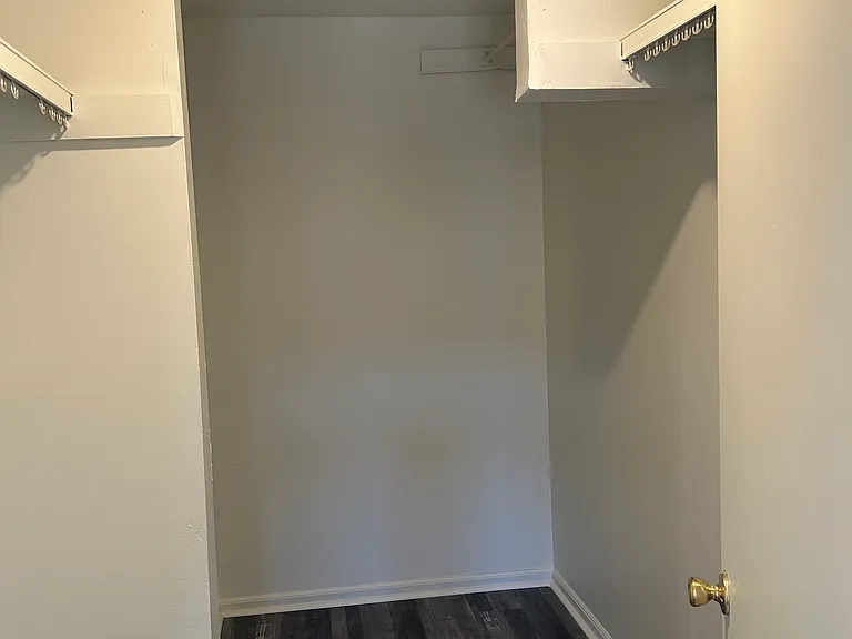 329 W Highland St #0 — Photo 10