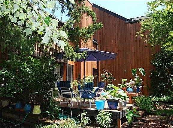 3rd image of 4753 Powderhorn Ln