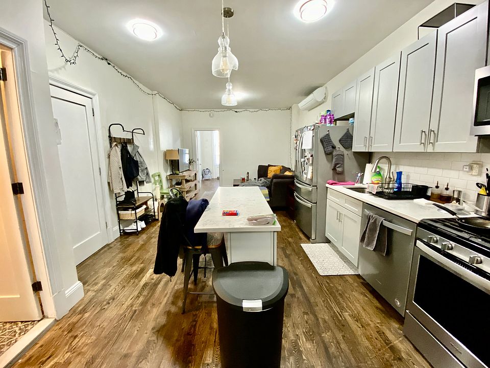 1st image of 684 Mac Donough St #1