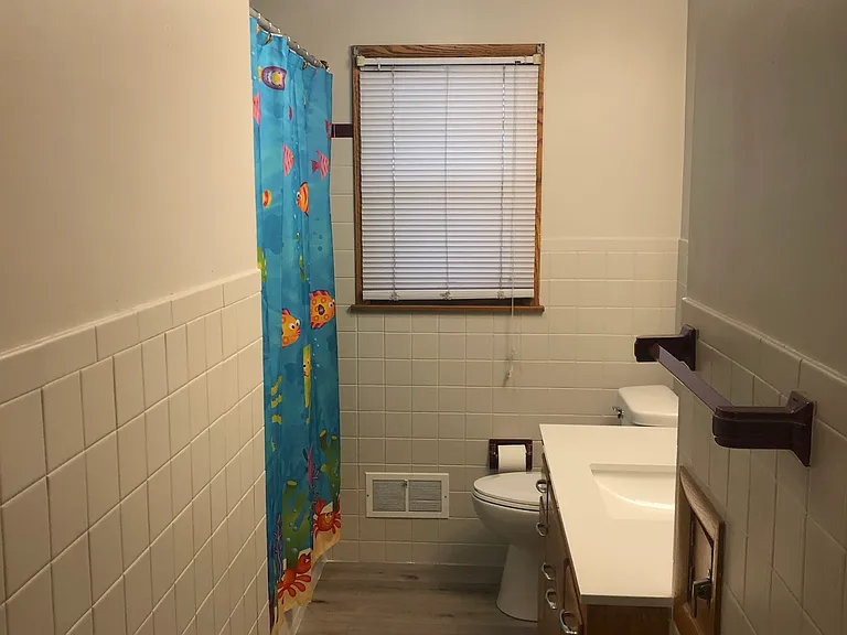 7009 W Lloyd St — Photo 10