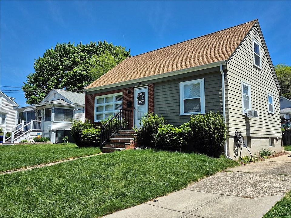 2nd image of 68 Boxwood Ave