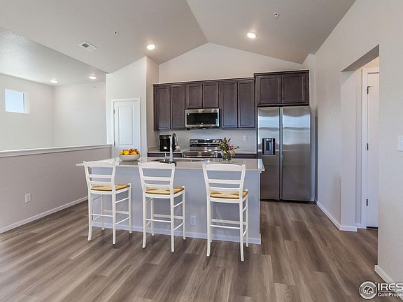 3rd image of 2120 Falling Leaf Dr #8